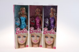 Barbie v třpytivých šatech - Alltoys s.r.o.
